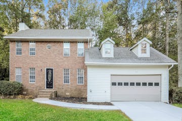 2149 LOGAN DR JONESBORO, GA 30236